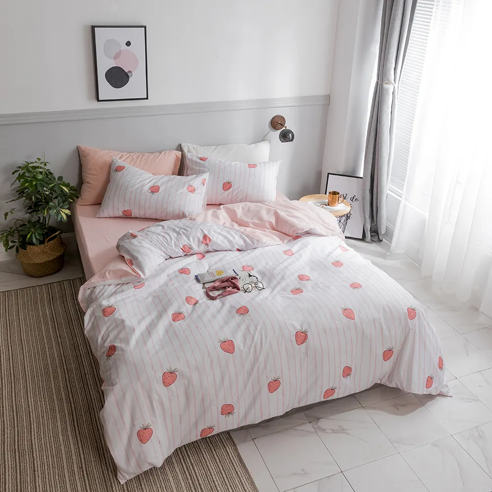 100% cotton 40s 200TC children strawberry printed Twin Queen King size bedding sets