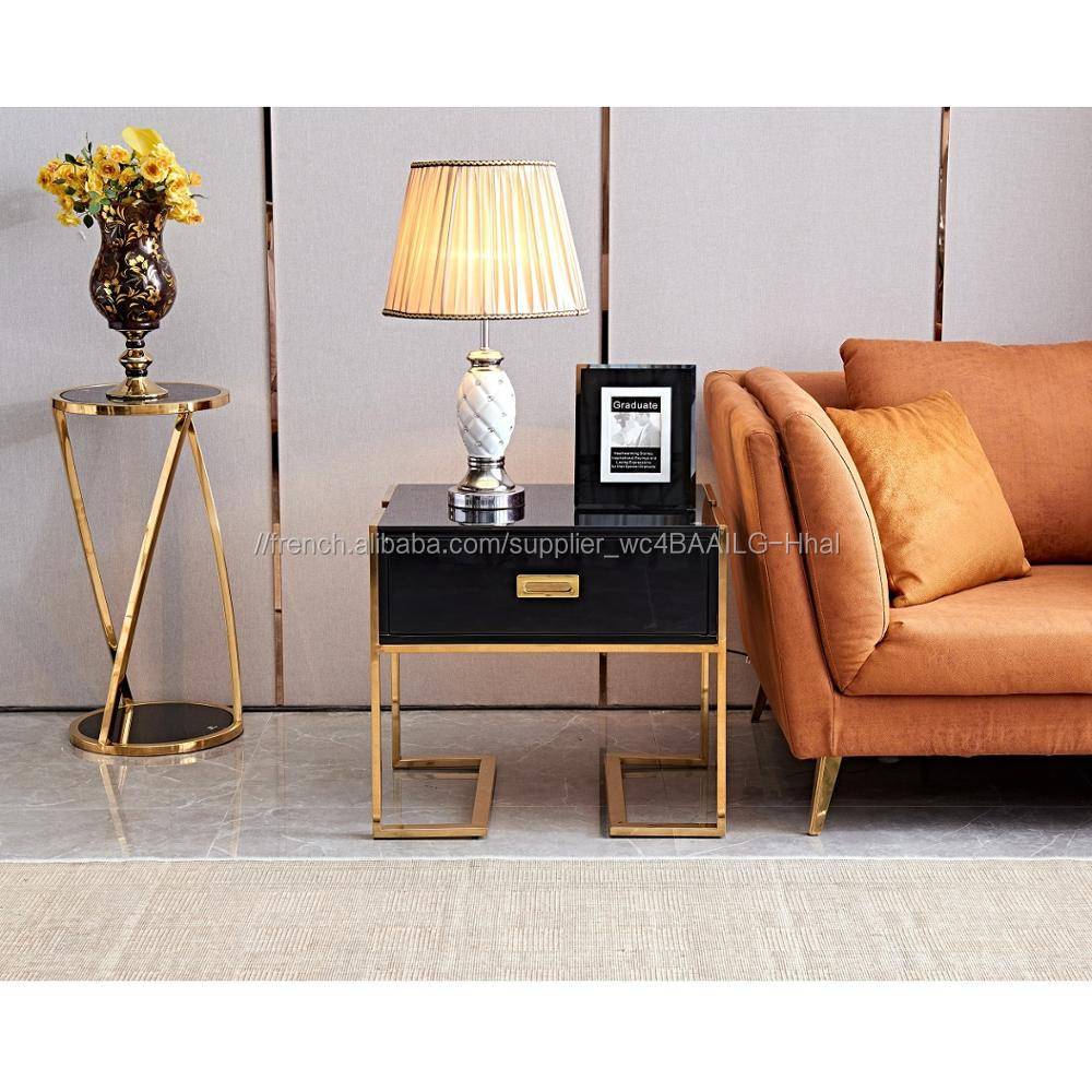 Table d'appoint avec tiroirs en table basse en acier inoxydable conception de base