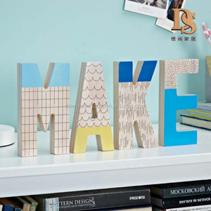 Lettere regalo di compleanno Bookroom Desk Top lettere fai da te <span class=keywords><strong>in</strong></span> <span class=keywords><strong>legno</strong></span> lettere <span class=keywords><strong>con</strong></span> <span class=keywords><strong>nome</strong></span> <span class=keywords><strong>in</strong></span> <span class=keywords><strong>legno</strong></span> dipinte UV autoportanti - Product Image 4