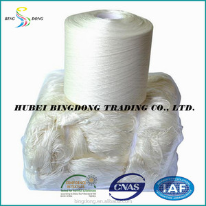 20/2 40/2 30/2 50/2 60/2 Utilisation de couture blanc brut brillant haute ténacité faible rétrécissement 100% fil de <span class=keywords><strong>polyester</strong></span> filé