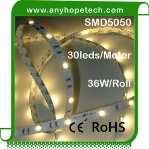 Entrega rápida de alto brillo blanco cálido 5050 smd flexible tira de led 30led/<span class=keywords><strong>m</strong></span> con ce y rohs aprobación - Product Image 1