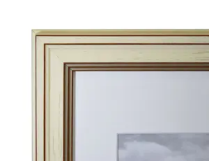 Color crema con líneas marrones marco de fotos con estera blanca