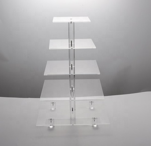 Bánh Acrylic Đứng Cupcake Đứng 5 Tầng Vuông - Product Image 1