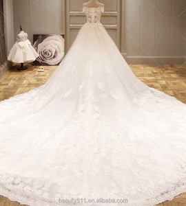 Robe de mariée à capuche glamour, tenue de mariée avec ceinture bleue, pas cher, épaules dénudées, TS70 - Product Image 2