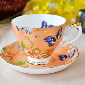 Colore arancione carino Bone china <span class=keywords><strong>tazze</strong></span> da tè e piattini in ceramica antica, <span class=keywords><strong>tazze</strong></span> da caffè e piattini da tè in porcellana Bluk set regalo - Product Image 3