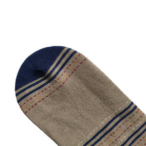 Women's Bamboo &amp; Spandex Eco-Friendly Crew Length Thick Breathable <strong>Socks</strong> with Geometric Pattern - Product Image 4