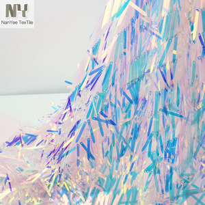 Tessuto con Paillettes a Spada Iridescente Rosa e Blu Pastello Nanyee Textile, Disponibile al Metro - Product Image 2