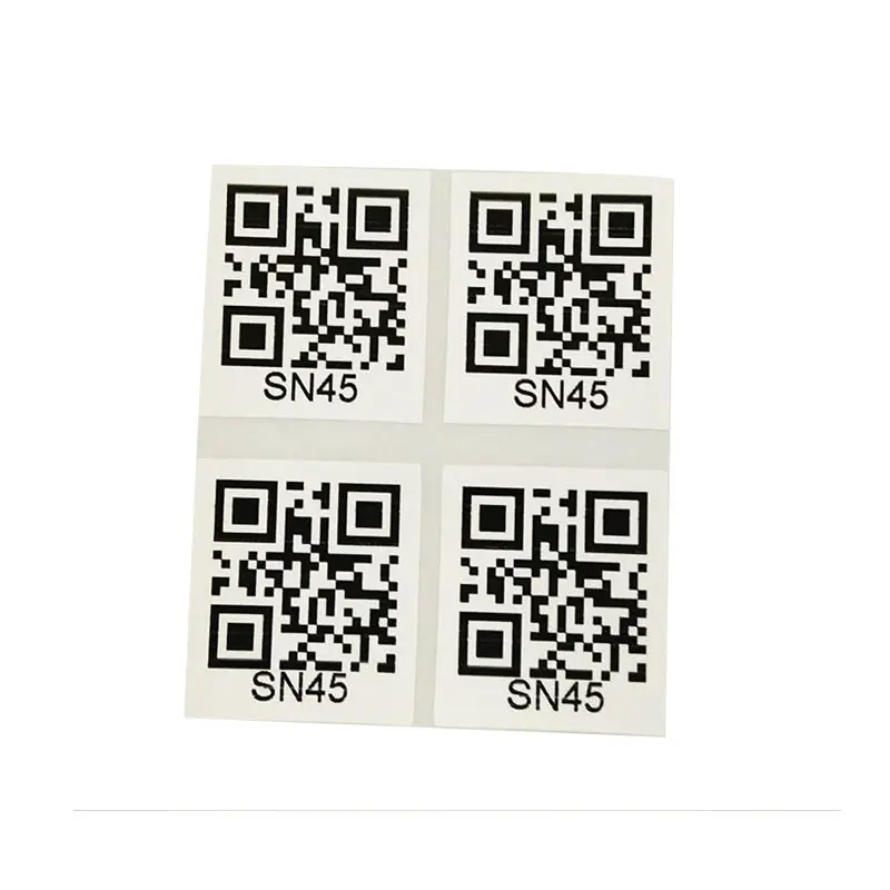 Rotolo di etichette con codice a barre argento di design personalizzato con codice QR adesivo adesivo stampato numero di serie