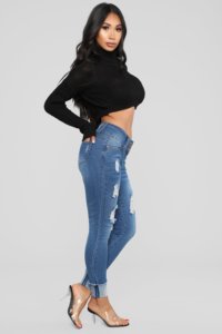 Jeans brésiliens skinny taille haute avec boutons superposés et ourlet roulé pour femmes - Product Image 3