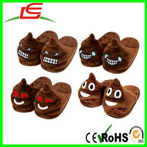 Pantoufles d'hiver en peluche emo ji, vente en gros - Product Image 6