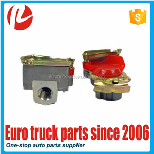 Pièces détachées automobiles pour camions européens OEM 9522000210 9522000220 Couple tête / gland manuel pour raccord pneumatique MB Actros - Product Image 2