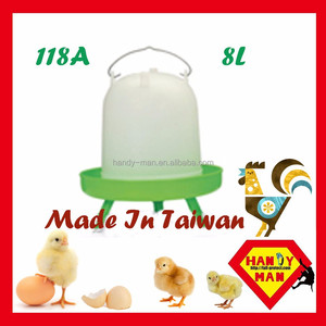 Durable Sleeve Type For Chicken <b>Drinker</b> 7L With 3 Legs <b>Poultry</b> <b>Drinker</b> - Product Image 3