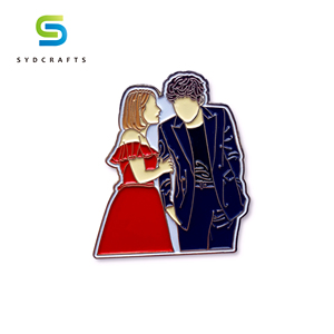 Diseño personalizado mujer desnuda de esmalte suave Pin de solapa insignias de Metal con la gente sin rostro - Product Image 2