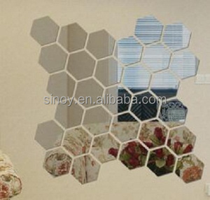 Hexagon Art Deco Splicing Silver Glass <span class=keywords><strong>Wall</strong></span> Decorative <span class=keywords><strong>Mirror</strong></span> Fournisseur de miroirs hexagonaux en verre pour la décoration intérieure