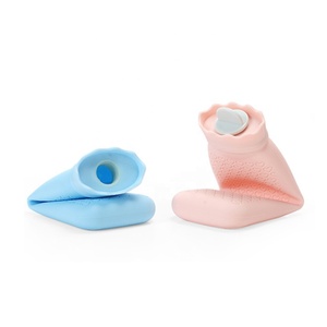 Bolsa de agua caliente con cubierta bolsa de agua caliente de silicona Cute Bottle Gel calentador de manos caliente compresa de hielo Cool Down <span class=keywords><strong>para</strong></span> <span class=keywords><strong>mujer</strong></span> - Product Image 5