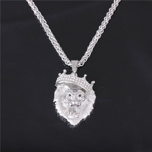 <span class=keywords><strong>Collana</strong></span> con Pendente a Forma di Testa di <span class=keywords><strong>Leone</strong></span> con Corona di Diamanti Luminosi al Buio per Uomo, Placcata in Oro, Stile Hip-Hop - Product Image 3
