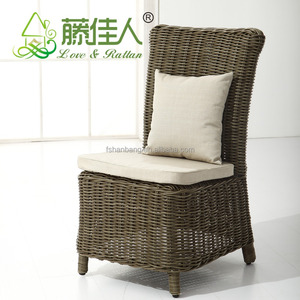Ensemble <span class=keywords><strong>de</strong></span> <span class=keywords><strong>table</strong></span> et <span class=keywords><strong>de</strong></span> chaises <span class=keywords><strong>en</strong></span> rotin synthétique <span class=keywords><strong>en</strong></span> plastique d'extérieur, 8 places - Product Image 3