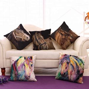 ساحة 18 بوصة صغيرة رمي غطاء وسادة حالة الجملة المائية تشغيل الحصان مخصص أريكة مزخرف غطاء الوسادة - Product Image 2