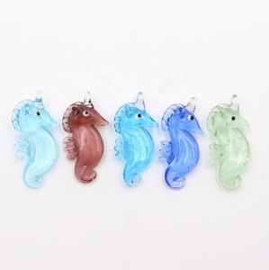 Pendentifs <span class=keywords><strong>en</strong></span> verre de Murano bon marché, feuille d'<span class=keywords><strong>argent</strong></span>, hippocampe, figurines de poissons miniatures, animaux marins, pour pendentifs de mode, breloques - Product Image 3