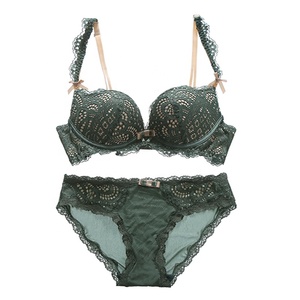 Set Intimo Donna in Pizzo <span class=keywords><strong>Trasparente</strong></span> con Reggiseno <span class=keywords><strong>Push</strong></span>-<span class=keywords><strong>up</strong></span> e Slip Coordinato - Product Image 4