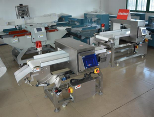 Otomatik konveyör bant <span class=keywords><strong>metal</strong></span> dedektörü için karton gıda veya oyuncak, yüksek duyarlı algılama konveyör - Product Image 4