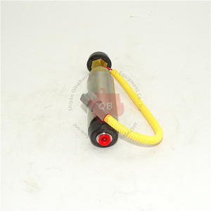 מנועי מכונות אמיתיים חלקים isl qsl qsc 12v משאבת העברת דלק 5260632 3968188 - Product Image 2