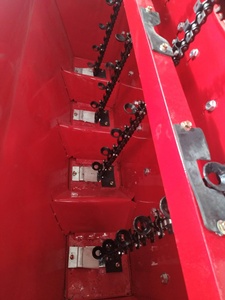Planteuse de pommes de terre et d'ail à deux rangs tirée par un tracteur à trois points, machine à semer le maïs personnalisée, planteuse de canne à sucre à 4 rangs Sp420 - Product Image 4