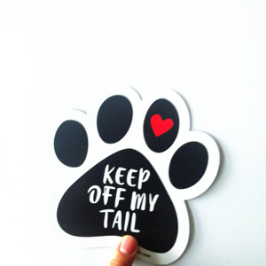 Imán Publicitario Personalizado con Forma de Pata de Perro, Adhesivo Personalizado para Coche o Nevera - Product Image 1