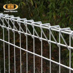 便宜的价格高品质标准尺寸brc焊接铁丝网栅栏，brc铁丝网尺寸65