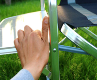 Chaise de camping robuste pliable, chaise de réalisateur avec siège rembourré surdimensionné, table latérale et poche