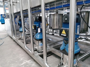 Machine <span class=keywords><strong>de</strong></span> remplissage et <span class=keywords><strong>de</strong></span> bouchage <span class=keywords><strong>d</strong></span>'eau minérale en bouteille <span class=keywords><strong>de</strong></span> 18,9 <span class=keywords><strong>litres</strong></span> (5 gallons) à haute efficacité pour usine <span class=keywords><strong>d</strong></span>'eau, <span class=keywords><strong>prix</strong></span> au Ghana - Product Image 6