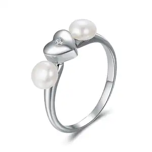 เงินสเตอร์ลิง S925สุภาพสตรีแหวนมุกรักหัวใจแฟชั่นสีขาวแหวนเพชรทอง SCR156