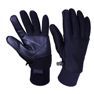 Touch screen black Western equestrian riding gloves - Product Image 4