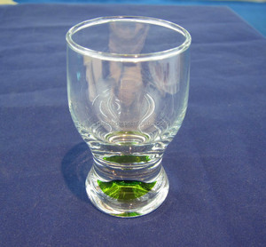 <span class=keywords><strong>Verre</strong></span> à liqueur d'apéritif coloré fait main <span class=keywords><strong>personnalisé</strong></span> - Product Image 1
