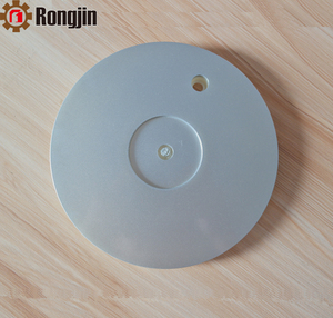 Tapa de Rueda de Plástico Plateada de 157 mm - Product Image 3