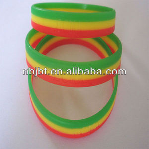 Brillan en la oscuridad pulseras de silicona