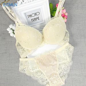 XXX Sexy Filles Sous-Vêtements Semi Transparent Culottes Soutien-Gorge Culotte Ensemble - Product Image 4