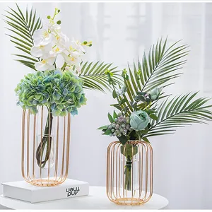 金玻璃金属花瓶与玻璃瓶为新鲜花卉极简主义家居装饰