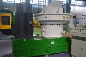 Macchina Professionale per la Produzione di <span class=keywords><strong>Pellet</strong></span> di Biomassa da 2 Tonnellate all'Ora/Mulini per <span class=keywords><strong>Pellet</strong></span> per Gusci di Arachidi - Product Image 4