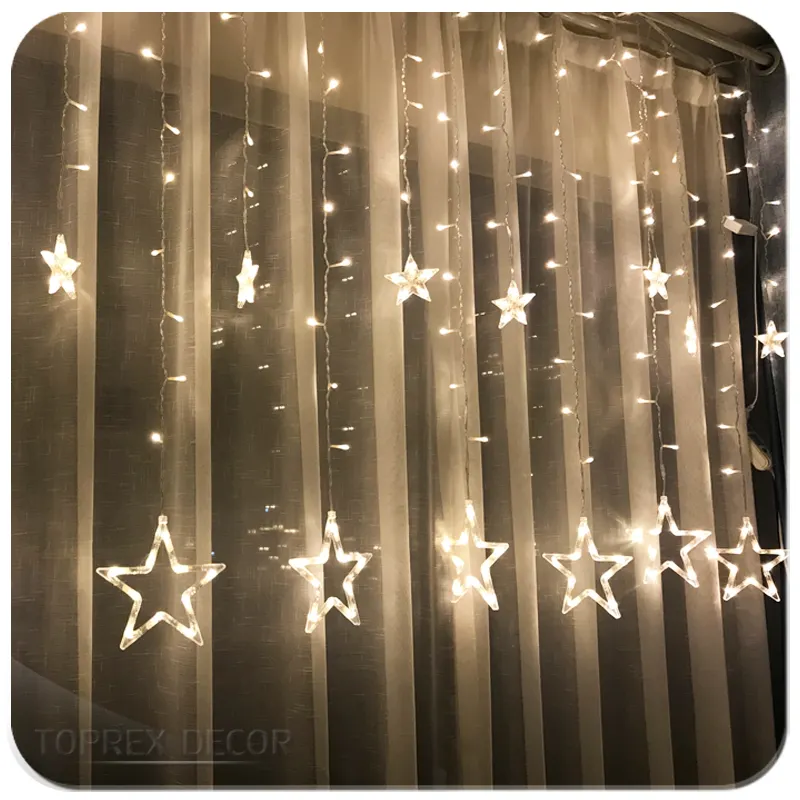 クリスマスのきらめきは家の庭の寝室の屋外の屋内壁の装飾のためのカーテンのつららライトを導きました