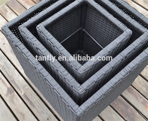 Macetas europeas de aluminio y metal para exteriores, macetas cuadradas de ratán PE - Product Image 5