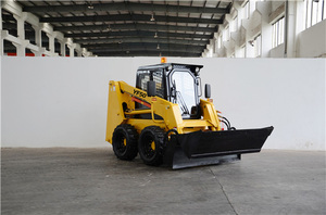 <span class=keywords><strong>50</strong></span> Tenaga Kuda Kecil Slip <span class=keywords><strong>Loader</strong></span> Ini Dilengkapi dengan Aksesoris