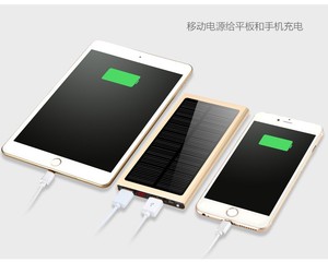 Involucro in alluminio di alta qualità super slim dual usb <span class=keywords><strong>powerbank</strong></span> solare 8000mah caricatore solare per il telefono mobile - Product Image 5