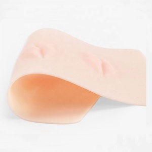 Pelle sintetica gialla di pratica del tatuaggio del Silicone 3D con i rifornimenti permanenti di trucco del labbro per il prezzo della scuola dell'accademia di addestramento di PMU - Product Image 6