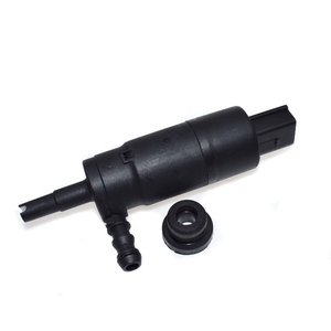 <span class=keywords><strong>Pompe</strong></span> de pulvérisation de <span class=keywords><strong>lave</strong></span>-<span class=keywords><strong>glace</strong></span> à 2 broches pour <span class=keywords><strong>BMW</strong></span> <span class=keywords><strong>E46</strong></span> E90 X5 E60 E65 E66 X3 67128377430,67126973097 - Product Image 1