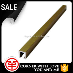 2.5m Golden esquina interior aluminio teja de remate - Product Image 4