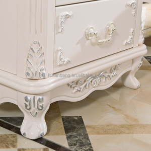 Tavolini Laterali in Legno Stile <span class=keywords><strong>Country</strong></span> Francese con Intagli a Mano e Finitura Argentata - Product Image 4