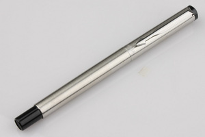 Pluma estilográfica de plata, marca alemana - Product Image 6