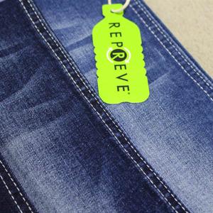 Tissu en denim super doux Repreve, vente en gros, fabrication en usine, fabriqué à partir de bouteilles en plastique recyclées avec étiquette pour pantalons pour femmes - Product Image 1
