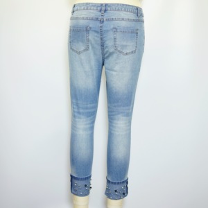 2018 Korean style of Fall/Winter broken curled and beaded jeans - Product Image 3